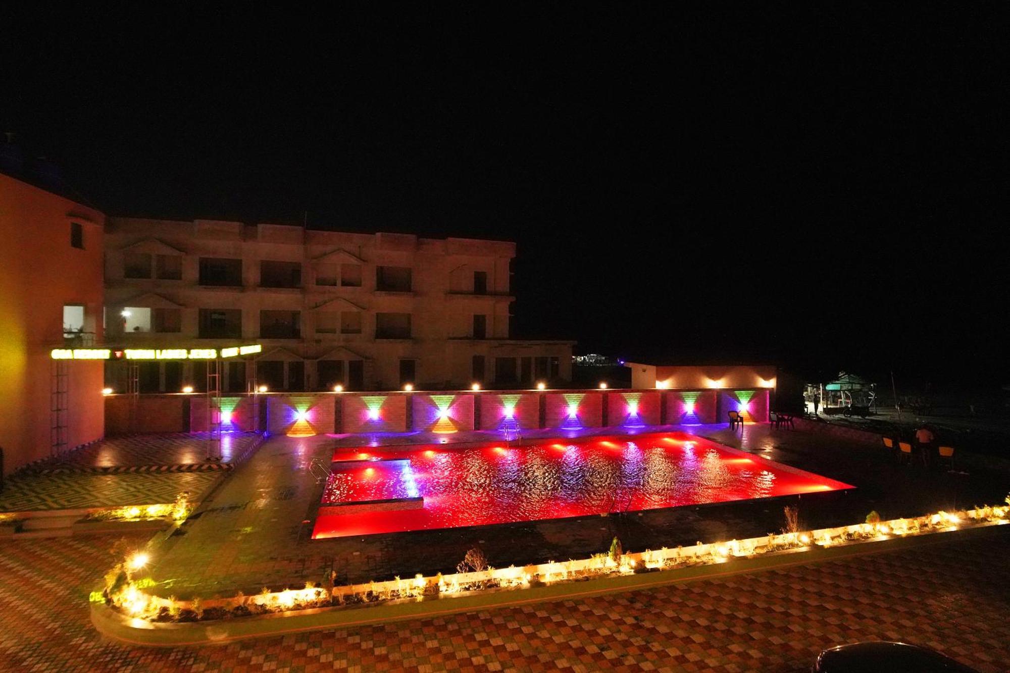 Goa Beach Resort On Beach ماندارموني المظهر الخارجي الصورة